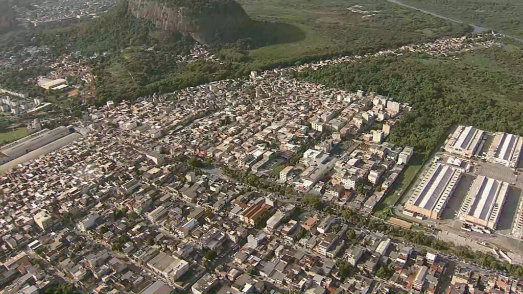 Rio de Janeiro reforça policiamento com bases 24 horas