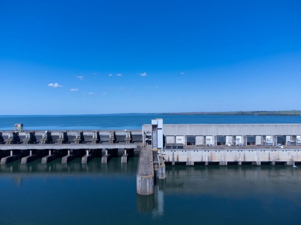 Bandeira tarifária verde reduz custo da energia em 2026
